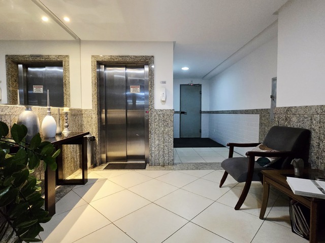 Apartamento para Venda em Salvador - 2